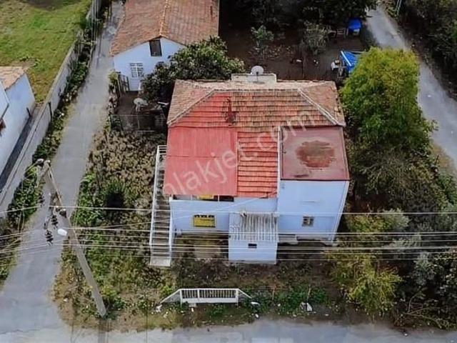 Yıldırım Emlak'tan İshaklı Mahallesinde 450m2 Arsalı Müstakil Ev