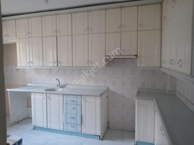 Yıldıztepe Mahallesinde 2+1 Kılımalı Kiralık Daire