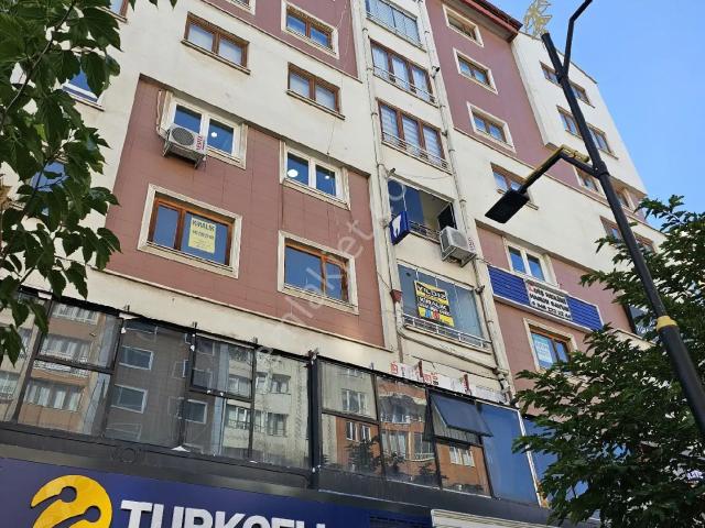 Yıldız Gayrımenkulden İstasyon Cadde 3+1 Kiralık Ofis Asansörlü