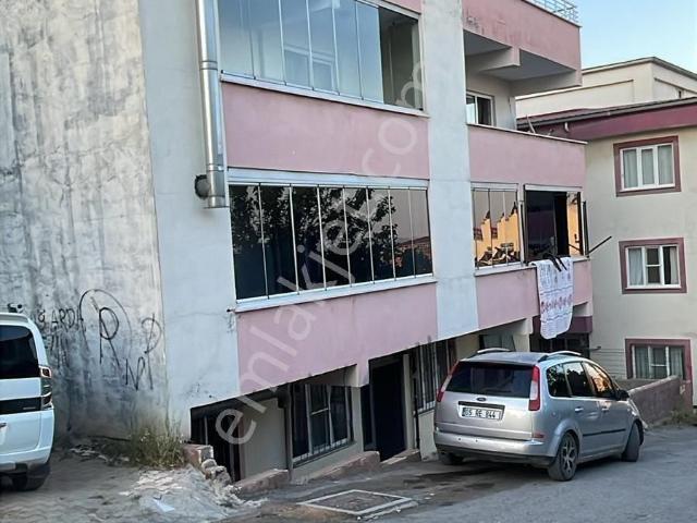Yıldız Emlaktan Karamanlı Mahallesi Satılık Giriş Kat Daire