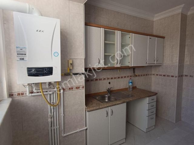 Yıldız Emlak'tan Yarımca Atalar Da 3+1 120 M2 Kiralık Daire