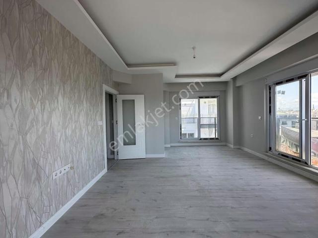 Yıldız Mah En Güzel Yerinde Köşe Başı Güney Cephe 5+1 Dubleks