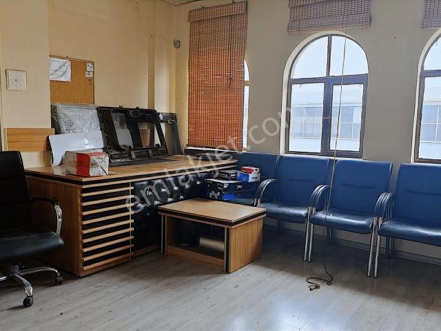 Yıldız Sanayi Sitesinde Kiralık 25+25+20 M2 Dükkan Ofis Atölye