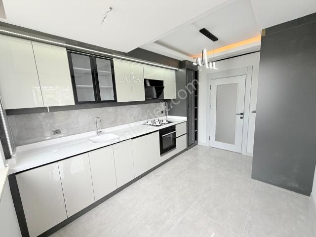 Yıldız'dan Kredi Limitsiz Merkezi Konum Lüx İşçilikli Katta 3+1 Fırsatıı !