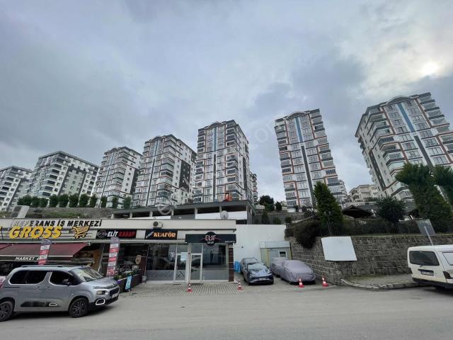 Yıldızlı Referans'ta Kiralık 3 +1 Residans