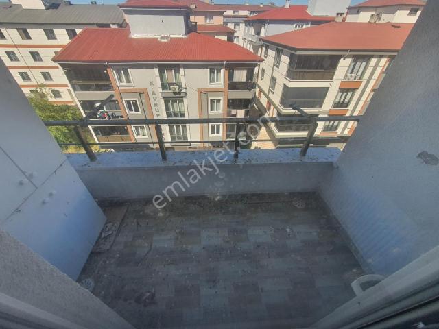 Yıldızpark Konutlarında Geniş Ve Ferah 2+1