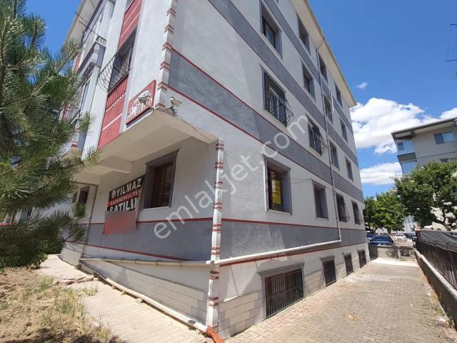 Yılmaz Gayrımenkulden 4+1 Dubleks Sıncan Merkez Geniş Metre Kare Ön Cephe Fıyat 2.850 Bın
