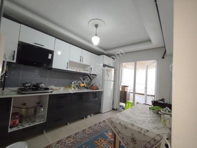 Yılmaz Gayrimenkulden 2 Yıllık 1 Kat Kacırılmayacak 3+1 Fırsat Dairesi