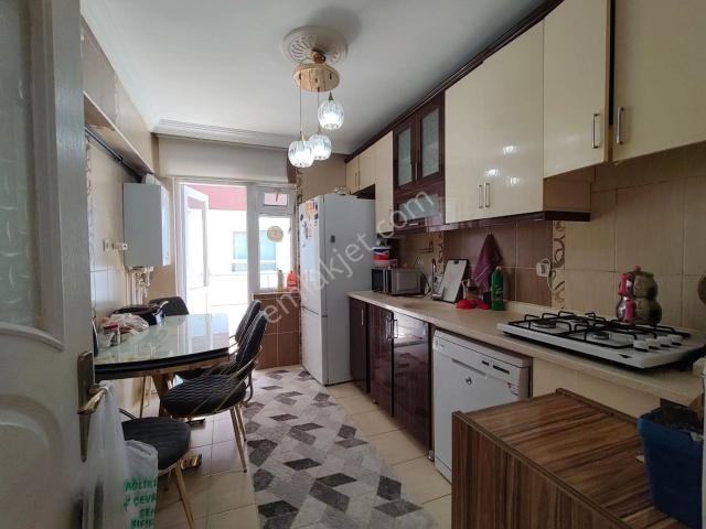 Yılmaz Gayrimenkul'den Şeker Mahallesinde 3+1 Kupon Daire