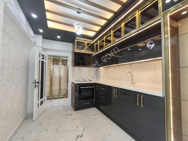 Yılmaz Gayrimenkulden Full Yapılı Masrafsız 3+1 Ara Kat Satılık Daire
