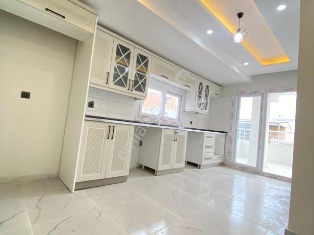 Yılmaz’dan İncirlik Yenimahalle‘de Satılık 3 + 1 Kapalı Mutfak Her Kat Tek Daire E5 Yakın