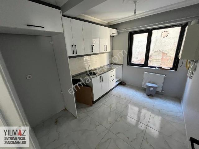 Yılmazdan Esentepede 2 Yıllık 70 M2 1+1 Fırsat Daire