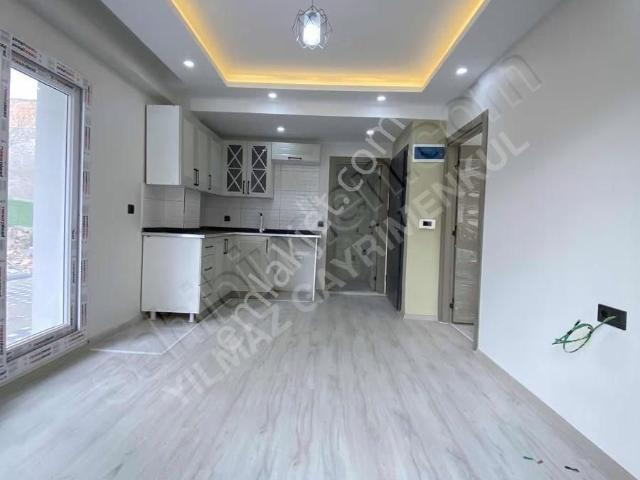 Yılmazdan İncirlik Yeni Mahde E5yakın Satılık 1+1 Lux Daire