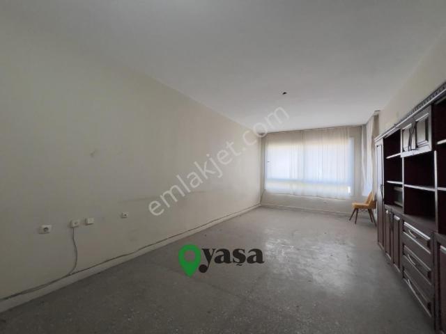 Yaşa Gyd Akdeniz Nusratiye Mahallesi'nde 3+1 Satılık Daire