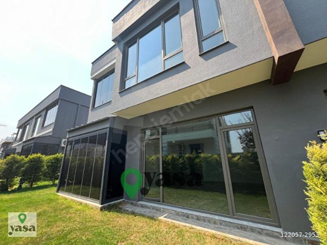 YAŞA GYD KUYULUKTA LÜKS VE KALİTELİ İSKANLI SİTE İÇİ 4+1 VİLLA