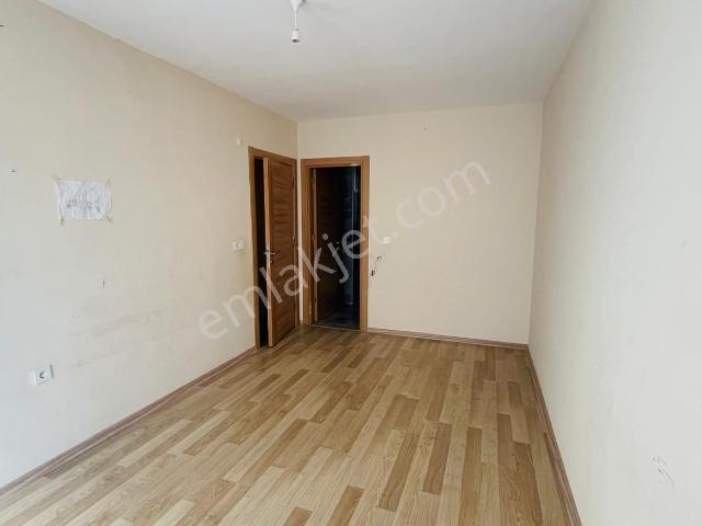 Yaşam Vadisine Cephe Satılık 3+1 Geniş Daire