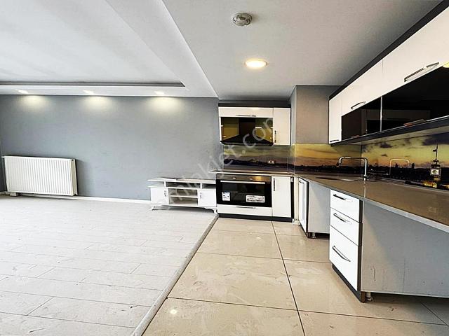 Yaşam Ve Yatırım İçin İdeal Sosyal Aktiviteli Sitede 1+1 Daire