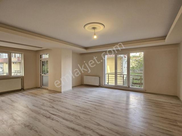 Yaşam'dan Fevzipaşa Mah.site İçi 3+1 Ebeveyn Banyolu Çift Balkon