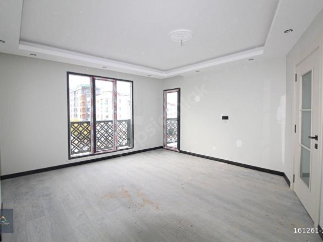 YAŞAM'DAN NECİP FAZILDA CADDEYE YAKIN SATILIK 3+1 DUBLEKS