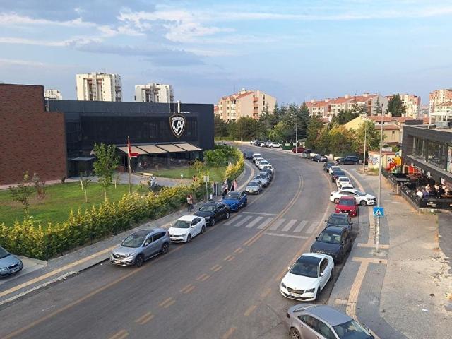 YAŞAMKENT 3061 CADDE YE PARALEL 1+1 PROJESİNE UYGUN ARSA
