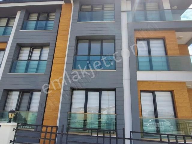 Yaşamkent Ara Kat 1+1 Her Şey Dahil Daire
