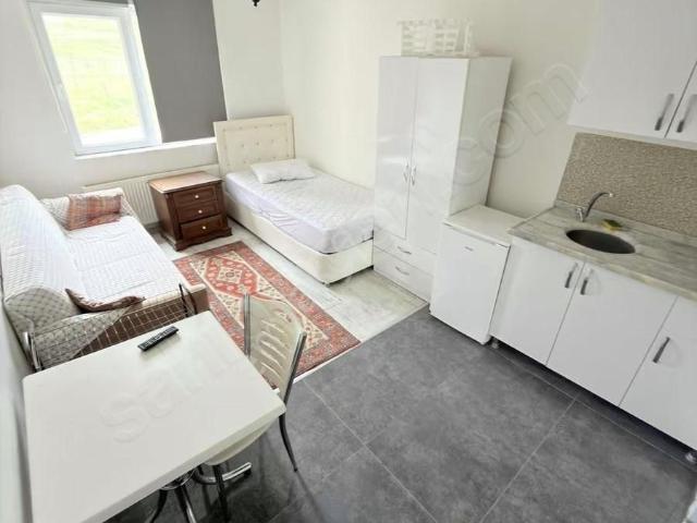 Yaşamkent Eşyalı Kiralık Daire 1+0 1.kat Ön Cephe Uygun Fiyat