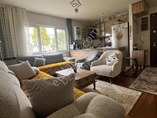 Yaşamkent Mahallesinde Toki Konutları Bakımlı Satılık 1+1 Daire