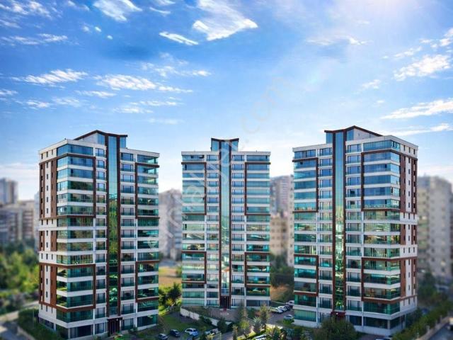Yaşamkent Perla Yaşam Sitesinde Satılık 4+1 Daire
