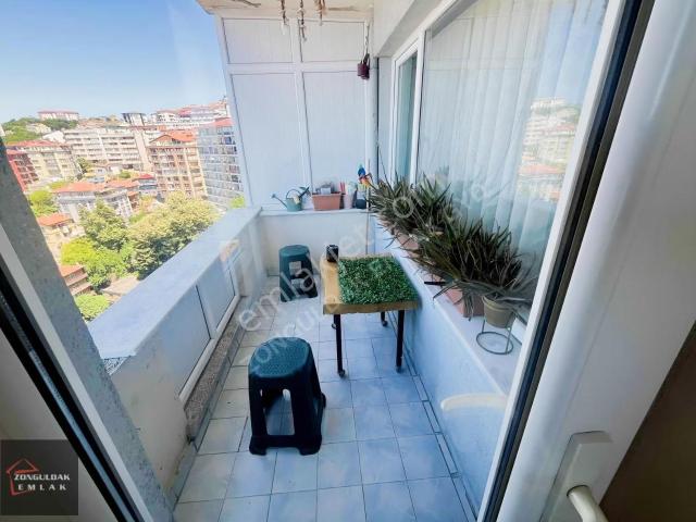 Meşrutiyet Mahallesi'nde Şehir Manzaralı Kiralık 2+1 Daire