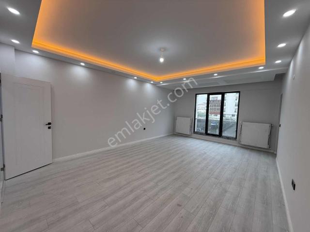 Yağmur Emlak'tan Kurtoğlu Towers'da Kiralık 3+1 Süper Lüks Daire
