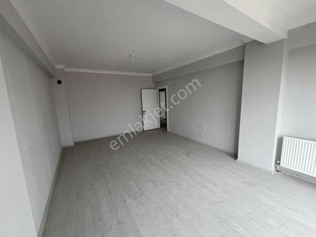 Yağmur Emlaktan Tekkeköy Manzaralı İskanlı Sıfır 3+1 Daire