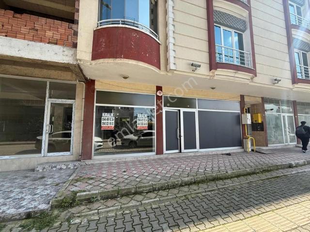 Yağmur Emlak'tan Tekkeköyde Merkezi Konumlu Doğalgazlı Dükkan