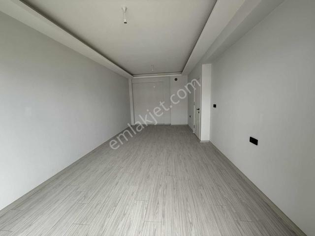 Yağmur Emlak'tan Tekkeköyde Merkezi Konumlu Lüks 2+1 Daire