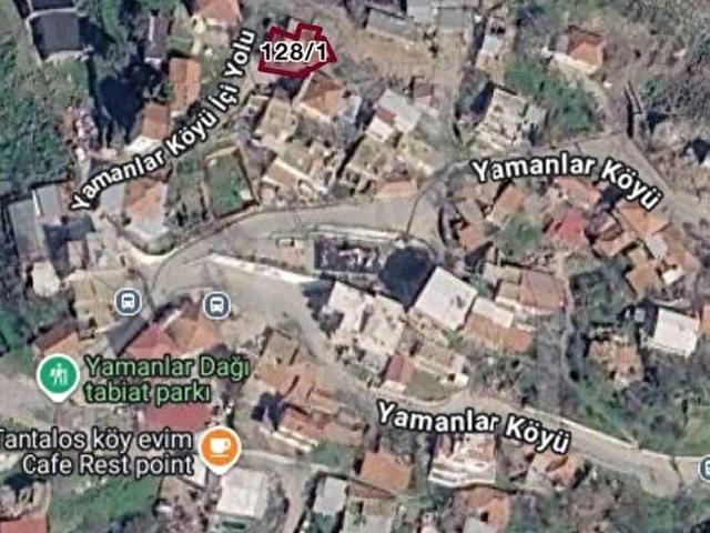 YAMANLAR KÖY İÇİNDE ESKİ EV ve ARSASI