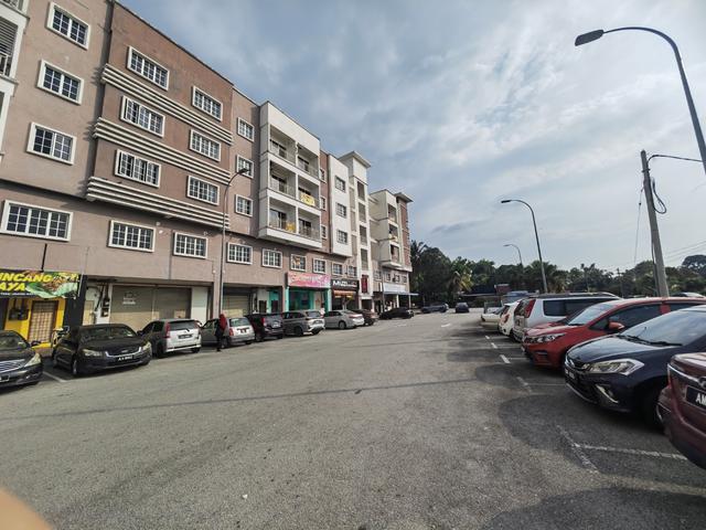 Yadin Impiana Apartment3 Rooms 1085sqft Nilai