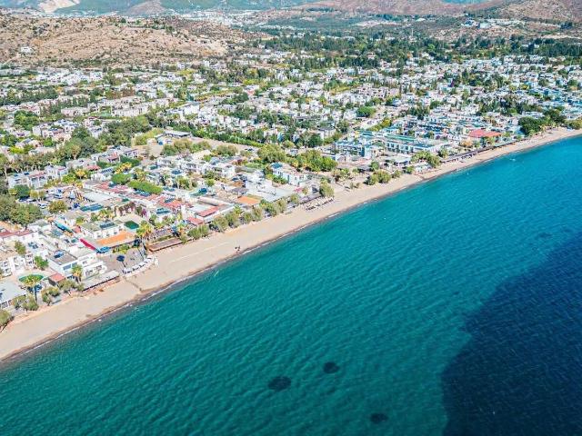 Yahşi'de Plajlı Sitede Yıllık Kiralık Müstakil Villa