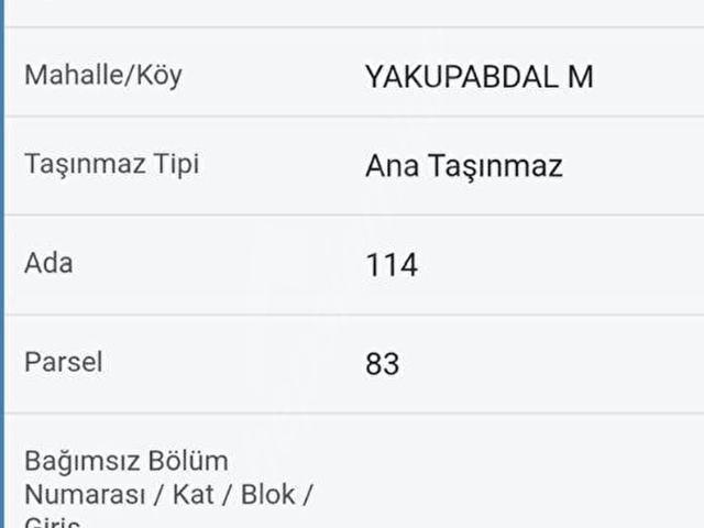 YAKUPABDAL'DA YOLA CEPHELİ ÇEVRİLİ 250 m TARLA
