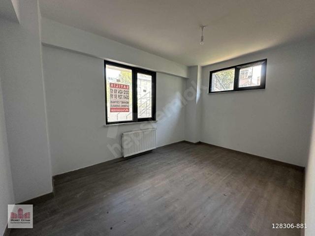 YAKUPLU MAH METROBÜSE YAKIN SIFIR SATILIK BAHÇE KAT DAİRE