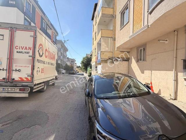 Yakacık Cad. Yürüme Merkezi Lokasyonda 2+1 Kiralık Ters Dubleks