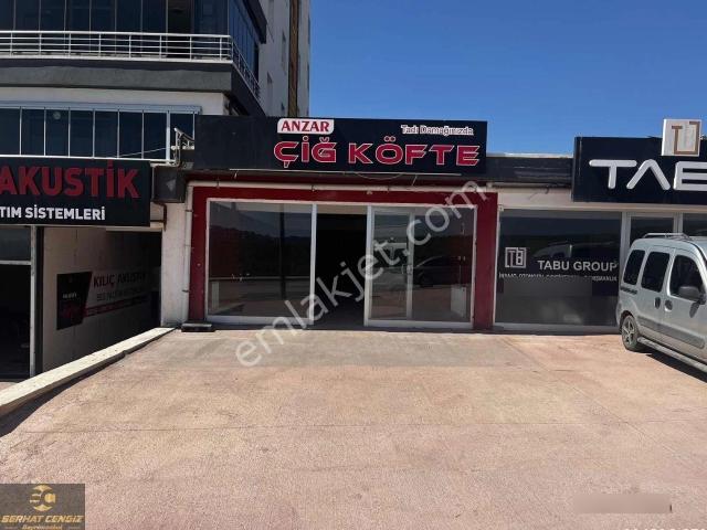 Yakacık Kırandağı Caddesinde Satılık 100m2 Dükkan