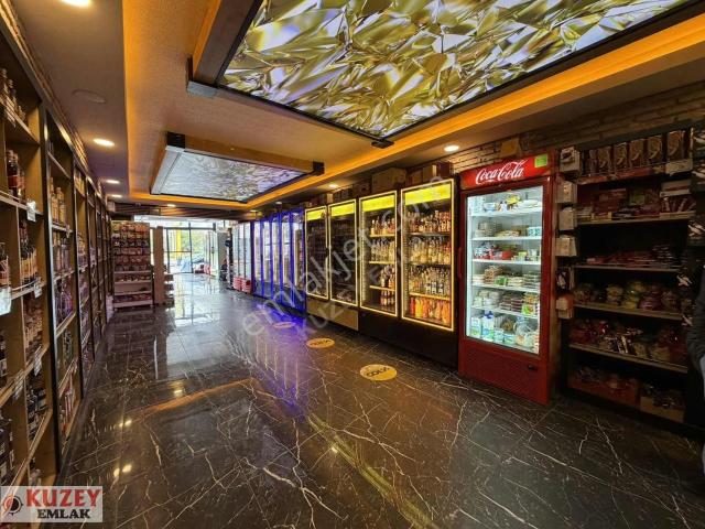 Yakacık'ta Satılık Tekel Bayi 300m², Yüksek Ciro, Mülkiyetli!