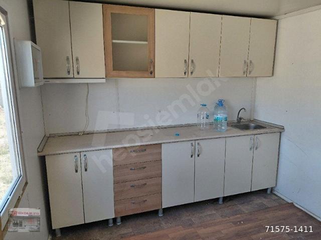 YAKACIK'TA, 1518 M2, KONTEYNERLİ, TELLE ÇEVRİLİ, KİRALIK TARLA