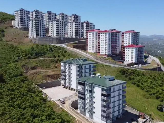 Yalı Gayrimenkulden Beşirli'de Manzaralı Satılık Sıfır 3+1 Daire