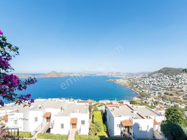 Yalıkavak'ta Panoramik Deniz Manzaralı 2+1 Daire