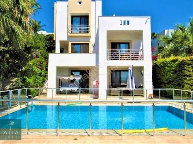 Yalıkavak Gerişte Satılık Özel Havuzlu Fırsat Villa