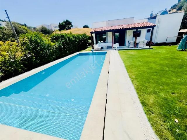Yalıkavak Dirmil' De Tek Katlı Müstakil Havuzlu 3+1 Villa