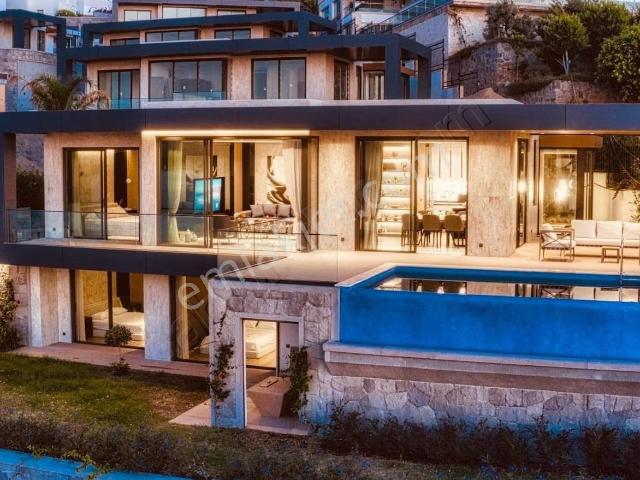 Yalıkavak Marina'ya 2 Dk, Özel Plajlı Lüks Kiralık Villa