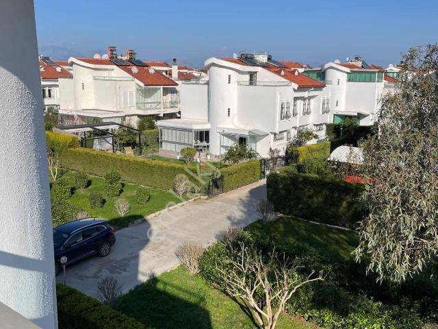 Yalıkent Villa'larında Kiralık Villa