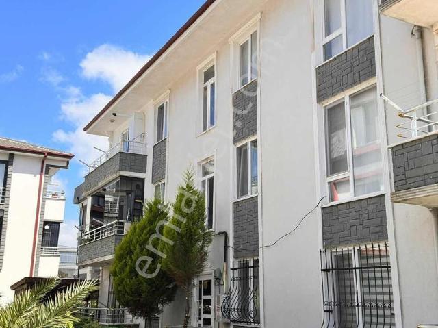 Yalı Mah Ara Kat Ferah Geni M2 2+1 Fırsat Daire