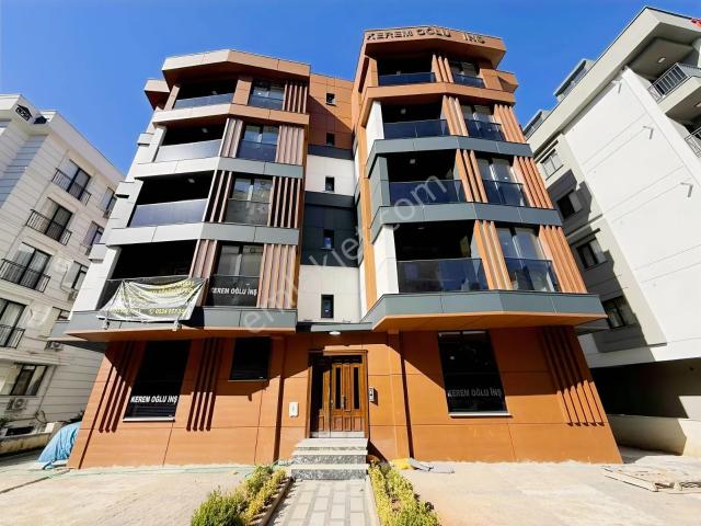 Yalı Mh. Merkezi Nezih Konumda Satılık 2+1 Daire